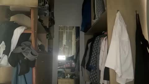 SENS3439 online show from October 12, 1:05 pm