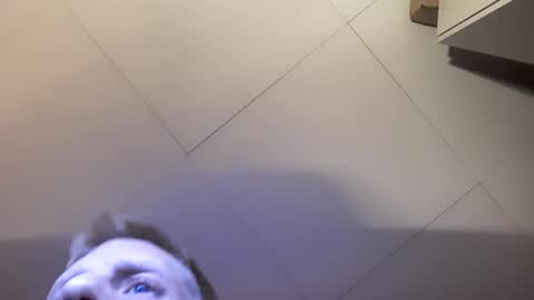 Sensi0ne online show from December 8, 4:18 pm