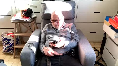 serge8413 online show from January 7, 2:16 pm