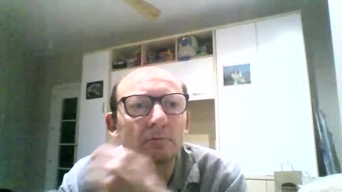 serrano49 online show from October 8, 5:45 am