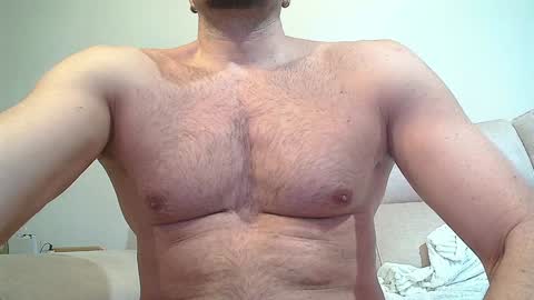 Snapshot of sex_machine_19 chatting on January 12, 12:01 pm SEX MACHINE 19 online show from January 12, 12:01 pm