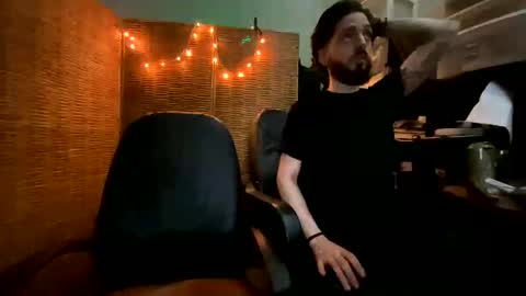 sexsfreak1 online show from September 28, 6:55 am