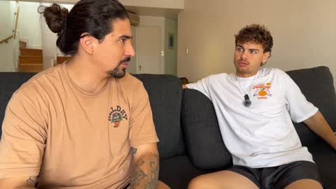 Andrea and Anna online show from March 28, 2:50 pm