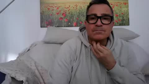 Snapshot of sexurbation chatting on February 16, 12:21 pm Sexurbation online show from February 16, 12:21 pm