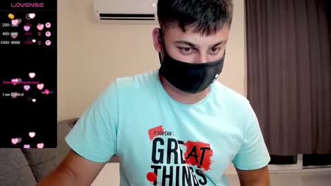 Snapshot of sexxxdickbig chatting on September 20, 6:08 pm Tommy online show from September 20, 6:08 pm
