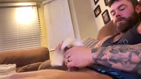 Big uncut hunk online show from November 21, 1:32 pm