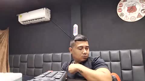 Jonas Cum BARBER IN TRAINING online show from May 18, 9:19 pm
