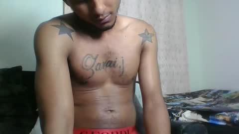 Snapshot of sexyleon69 chatting on February 1, 5:18 am Sexy leon online show from February 1, 5:18 am