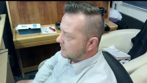 Snapshot of sexysteve80 chatting on September 10, 9:13 pm sexysteve80 online show from September 10, 9:13 pm