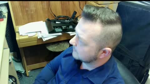 Snapshot of sexysteve80 chatting on February 25, 9:57 pm sexysteve80 online show from February 25, 9:57 pm