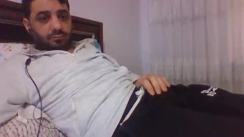 Snapshot of sexyyy_mannn chatting on January 12, 2:09 pm sexyyy_mannn online show from January 12, 2:09 pm