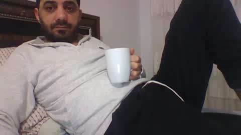 Snapshot of sexyyy_mannn chatting on January 15, 2:24 pm sexyyy_mannn online show from January 15, 2:24 pm