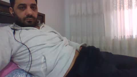 Snapshot of sexyyy_mannn chatting on January 19, 1:33 pm sexyyy_mannn online show from January 19, 1:33 pm