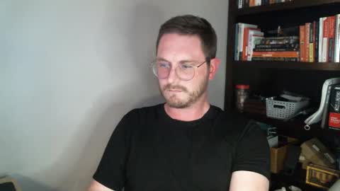 Snapshot of shamelesswetdream chatting on February 23, 2:35 am shamelesswetdream online show from February 23, 2:35 am