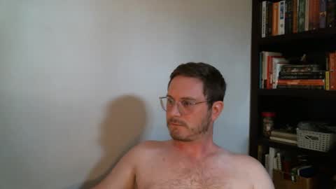 Snapshot of shamelesswetdream chatting on December 14, 9:46 pm shamelesswetdream online show from December 14, 9:46 pm