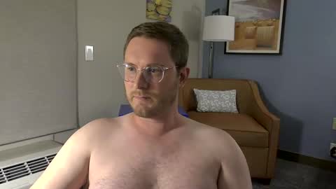 Snapshot of shamelesswetdream chatting on January 21, 2:22 am shamelesswetdream online show from January 21, 2:22 am