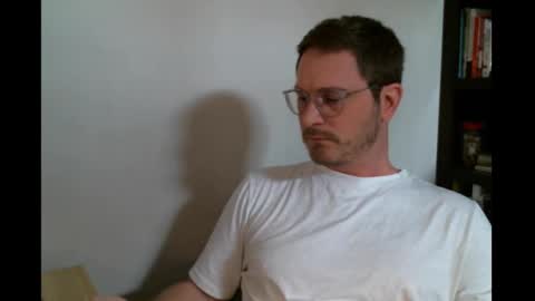 Snapshot of shamelesswetdream chatting on December 7, 5:31 pm shamelesswetdream online show from December 7, 5:31 pm