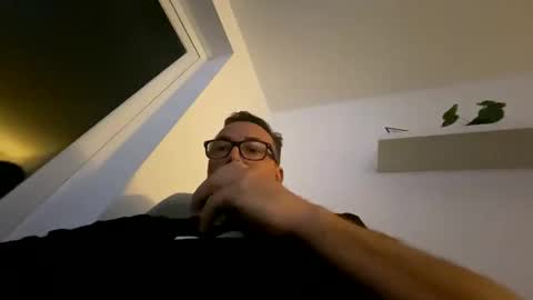 Sharksboy online show from October 4, 6:57 pm