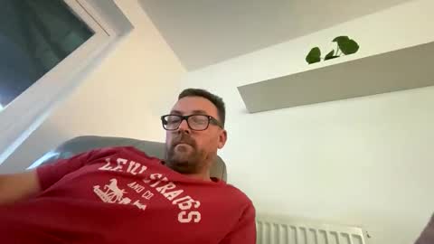 Sharksboy online show from October 25, 4:52 pm