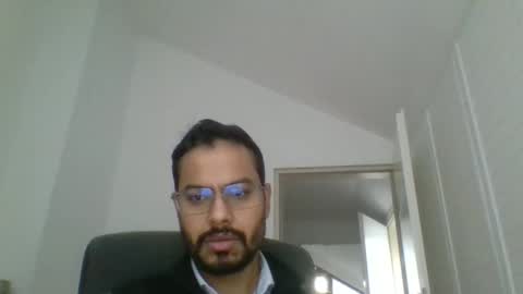 sharmamanxyz online show from November 4, 3:46 pm