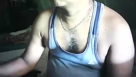 Snapshot of shashee870242 chatting on December 6, 5:53 am Shashee870242 online show from December 6, 5:53 am