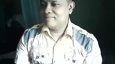 Snapshot of shashee870242 chatting on December 13, 4:11 am Shashee870242 online show from December 13, 4:11 am