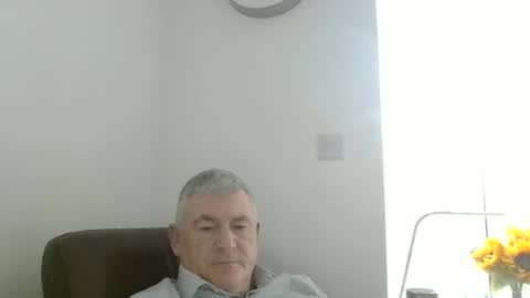 Snapshot of she52 chatting on February 24, 5:09 pm she52 online show from February 24, 5:09 pm