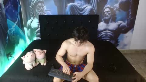 Snapshot of shinobi_grey chatting on January 24, 12:52 pm .. shinobi .. online show from January 24, 12:52 pm