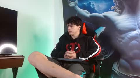 Snapshot of shinobi_grey chatting on January 3, 1:58 pm .. shinobi .. online show from January 3, 1:58 pm