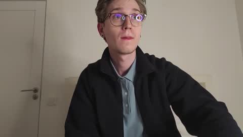 Matthew online show from March 1, 9:47 pm