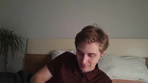 Snapshot of shirizo chatting on October 9, 10:36 pm Matthew online show from October 9, 10:36 pm