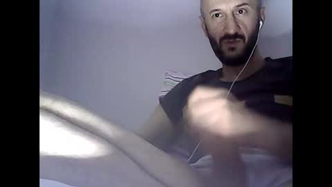 Snapshot of shooter_coool chatting on October 4, 1:21 am shooter_coool online show from October 4, 1:21 am