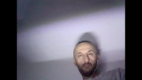Snapshot of shooter_coool chatting on October 9, 9:52 pm shooter_coool online show from October 9, 9:52 pm