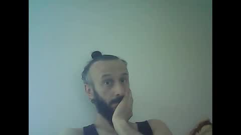 Snapshot of shooter_coool chatting on February 2, 1:19 pm shooter_coool online show from February 2, 1:19 pm