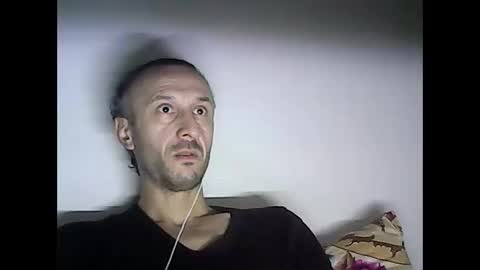 Snapshot of shooter_coool chatting on February 8, 7:27 pm shooter_coool online show from February 8, 7:27 pm