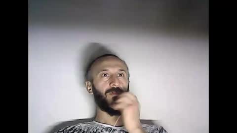 Snapshot of shooter_coool chatting on January 1, 8:37 pm shooter_coool online show from January 1, 8:37 pm