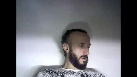 Snapshot of shooter_coool chatting on January 17, 6:47 pm shooter_coool online show from January 17, 6:47 pm