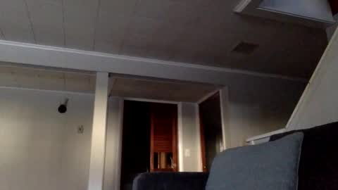 shortiesn40s online show from December 4, 8:16 pm