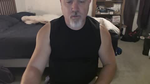 Snapshot of shortnthick4u chatting on October 1, 12:36 am shortnthick4u online show from October 1, 12:36 am
