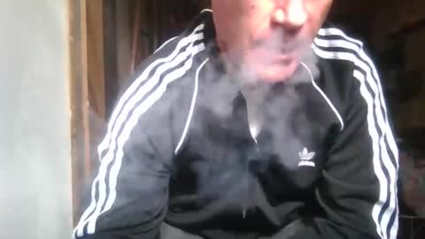 Red4040 online show from November 15, 6:43 pm