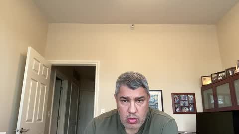 Snapshot of showmet chatting on January 28, 9:08 pm Chicago Guy online show from January 28, 9:08 pm
