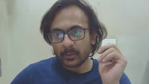 shubhamkhandelwal123 online show from April 18, 8:16 am