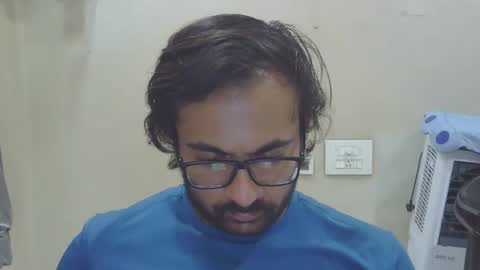 shubhamkhandelwal123 online show from April 4, 9:06 am