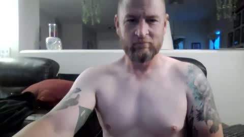 shwmeyours online show from October 12, 1:27 pm