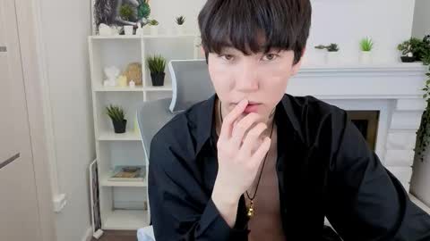 Yugo online show from November 25, 12:29 pm