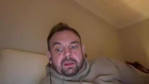 shyb35 online show from December 4, 10:41 pm