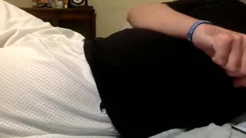 shybut_here2 online show from October 7, 2:26 am