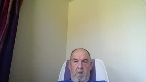 Snapshot of shyguytm chatting on February 21, 9:00 pm shyguytm online show from February 21, 9:00 pm