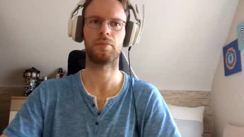 shypaul222222 online show from February 24, 10:37 am