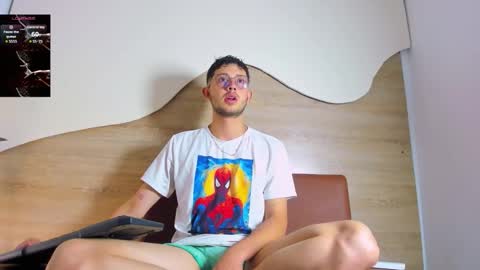siimon_grey online show from September 28, 12:14 pm